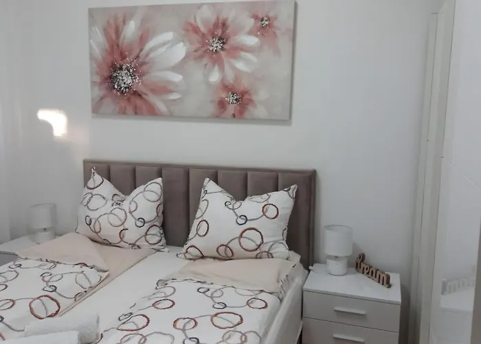 Guest house Batur 3*