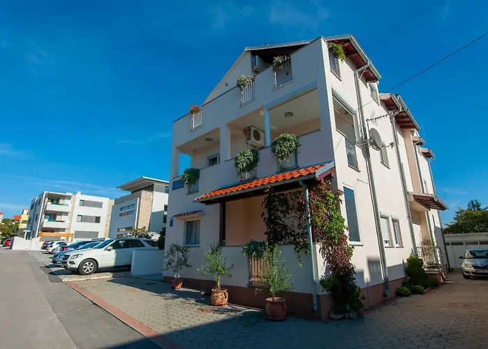 Batur Guest house 3*